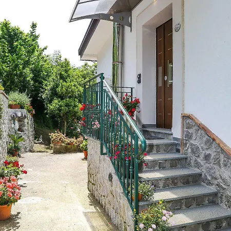Holiday home Di Sole *